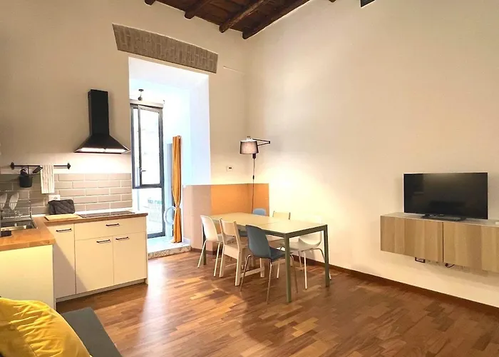 Casa Polveriera At Colosseum Рим